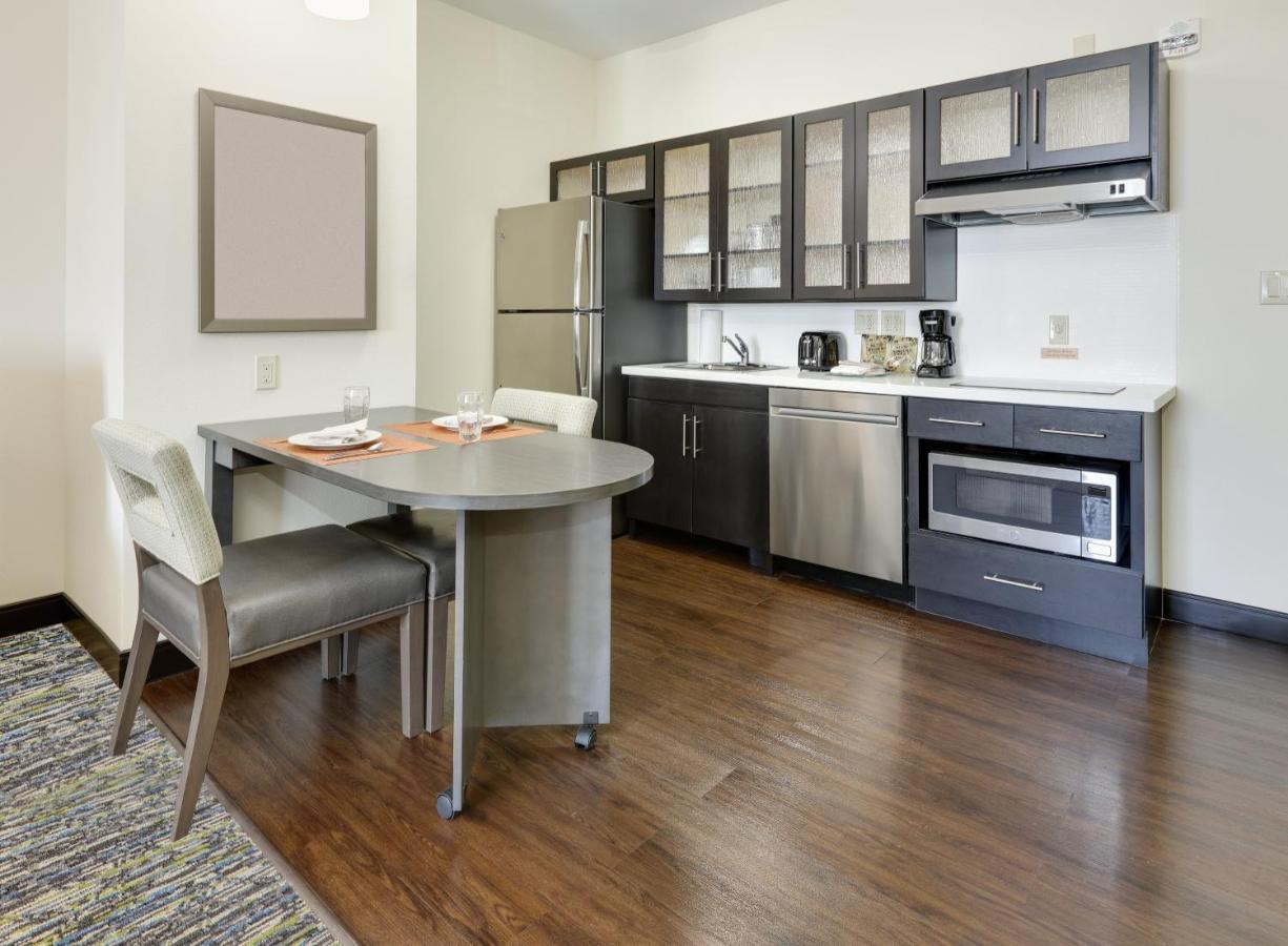 Candlewood Suites Dallas Nw - Farmers Branch By Ihg Kültér fotó